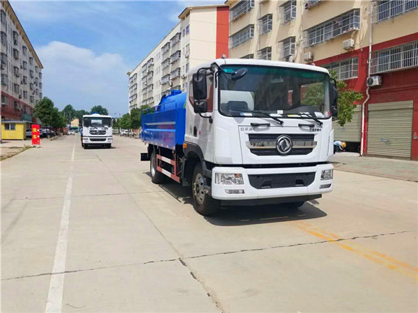 東風D9清洗吸污車(分體)